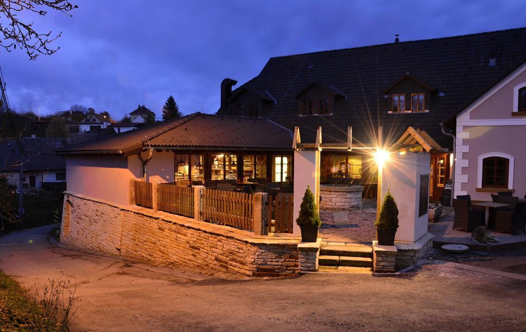 Penzion U Pesiku Červený Kostelec Extérieur photo