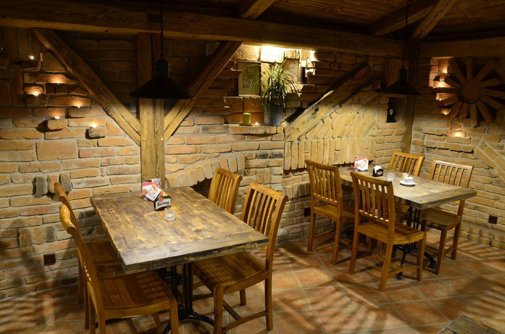 Penzion U Pesiku Červený Kostelec Extérieur photo